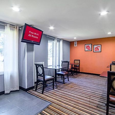 Red Roof Inn & Suites Greenwood, Sc Екстериор снимка