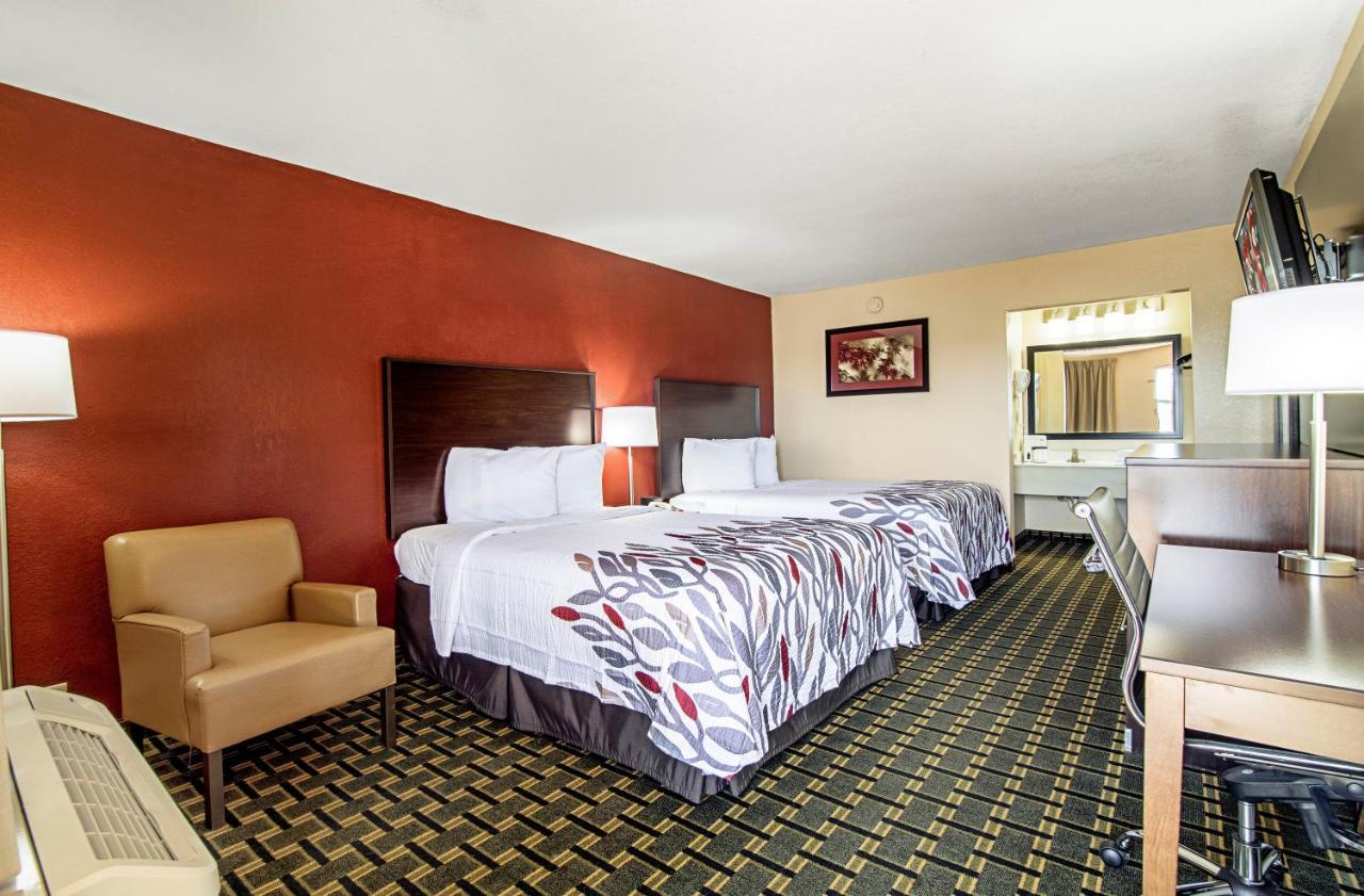 Red Roof Inn & Suites Greenwood, Sc Екстериор снимка