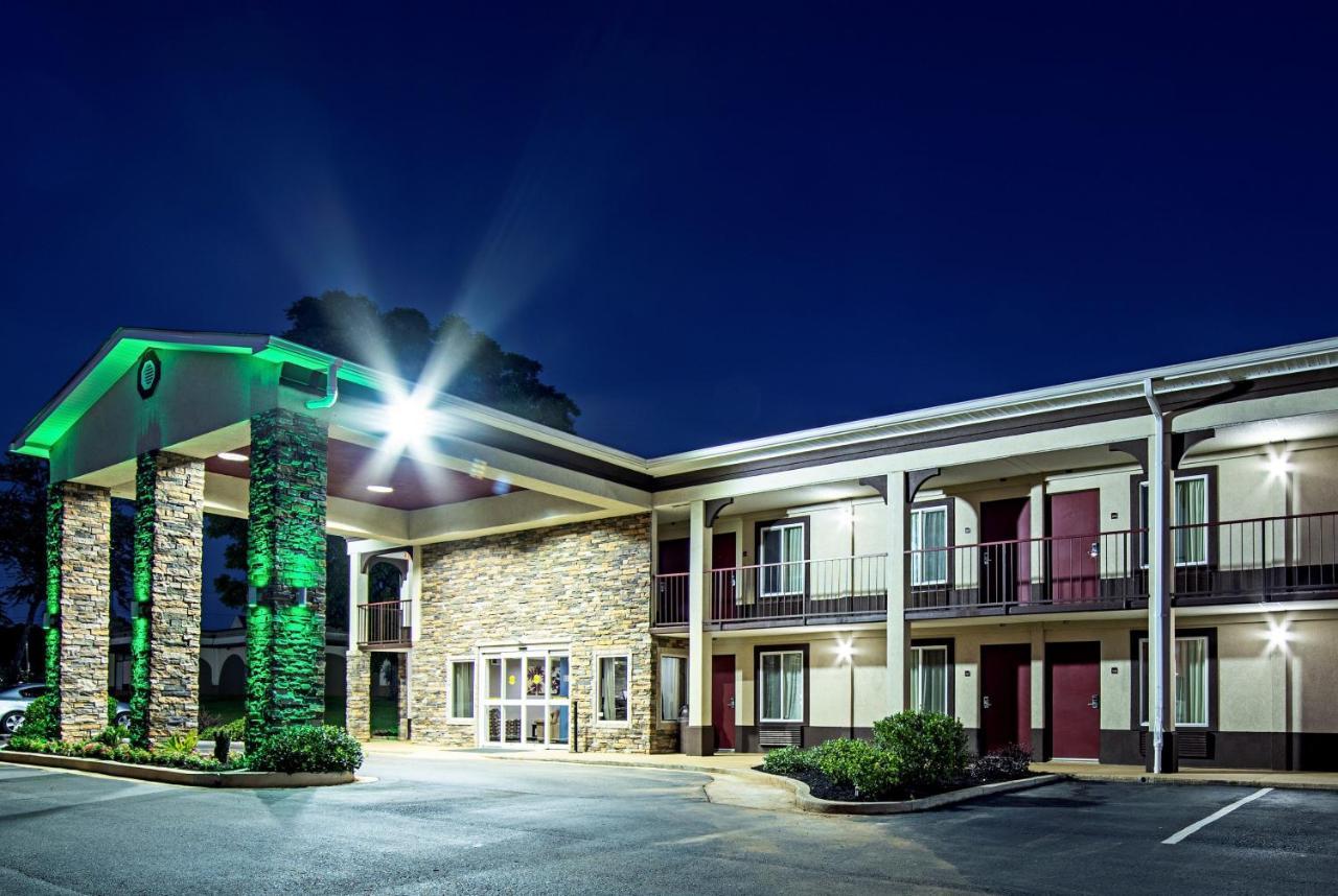 Red Roof Inn & Suites Greenwood, Sc Екстериор снимка
