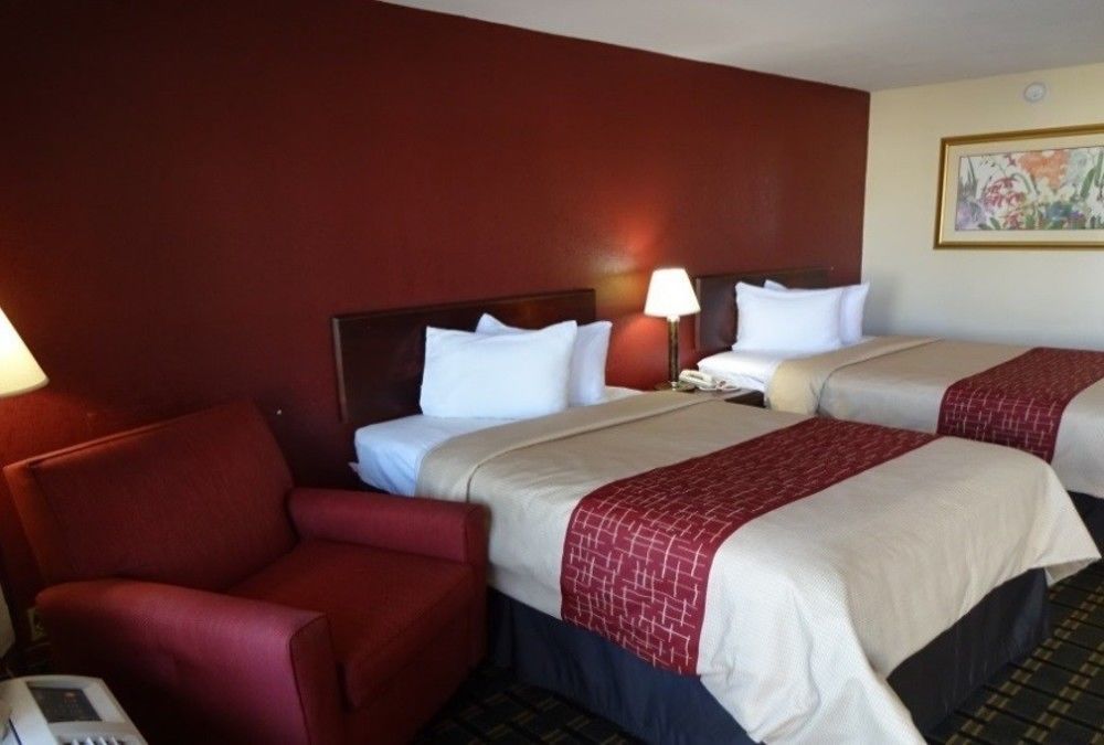 Red Roof Inn & Suites Greenwood, Sc Екстериор снимка